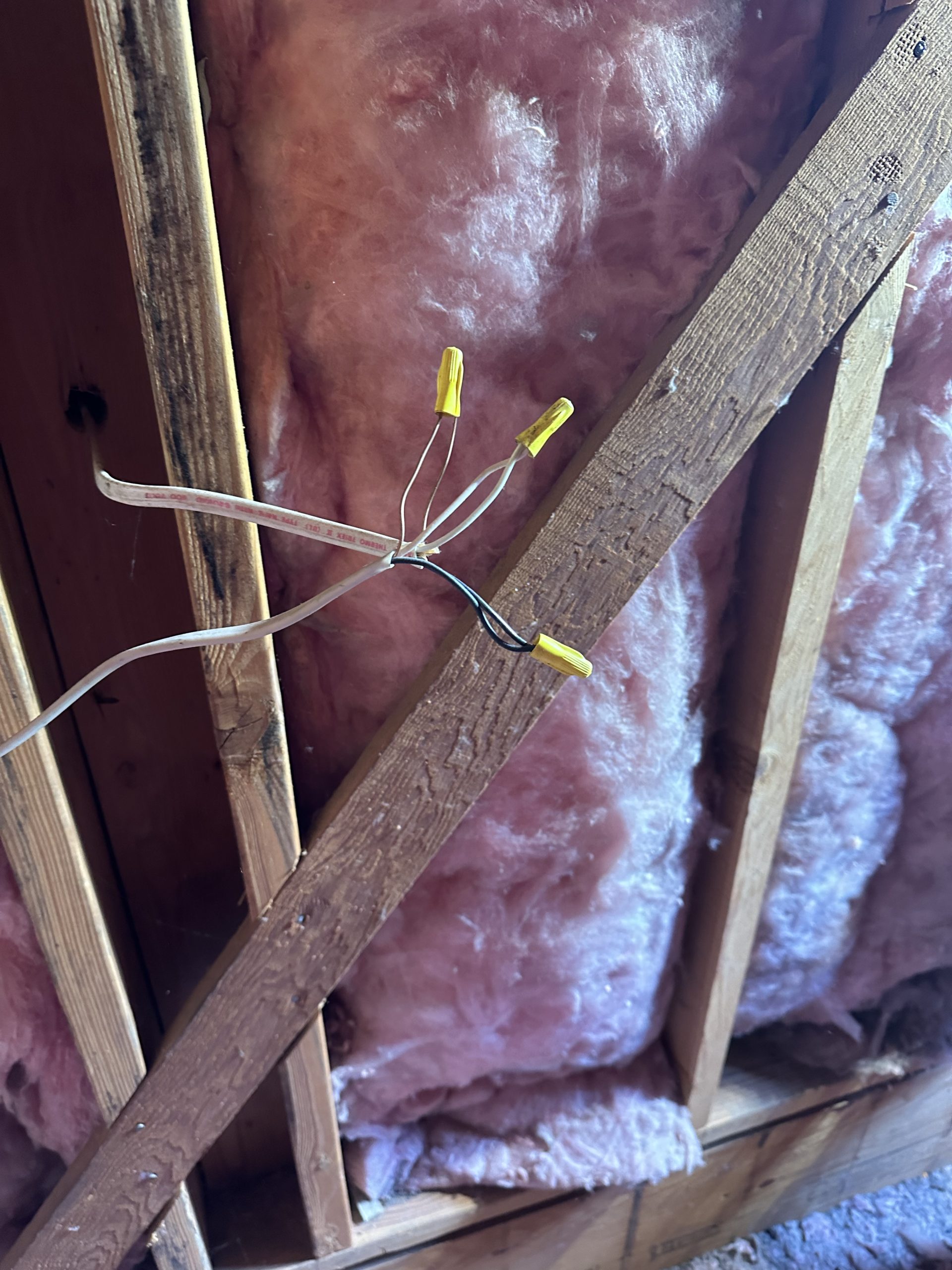 Master Electrician troubleshooting a circuit in Napa, CA